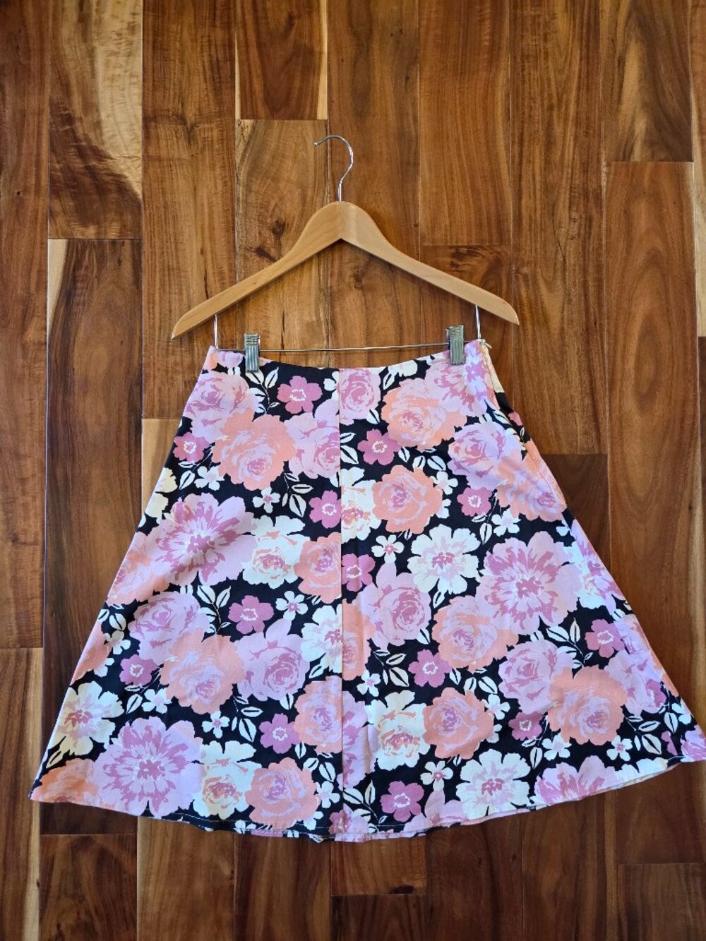 Vintage/Y2K Floral A-Line Skirt - Size Small